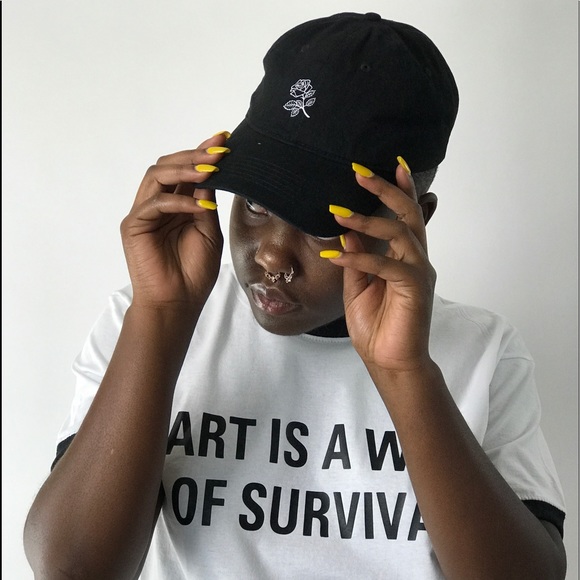 🥀 Rose Hat - Picture 1 of 2